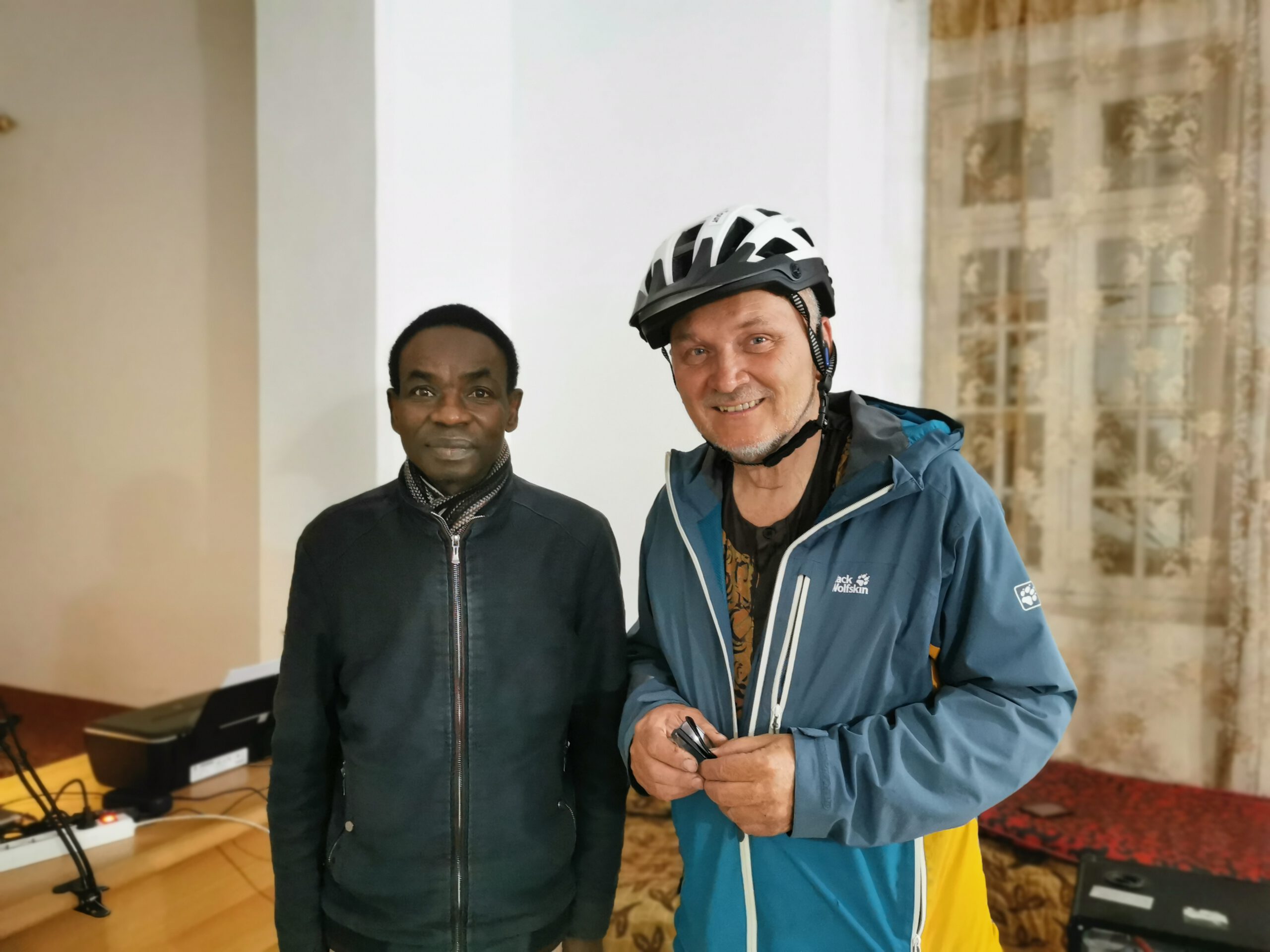 Pastor Mamadou Thomas Diouf und Christoph Roller in Casablanca