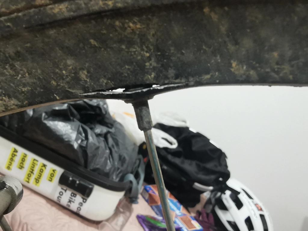 Nahaufnahme vom Felgenriss